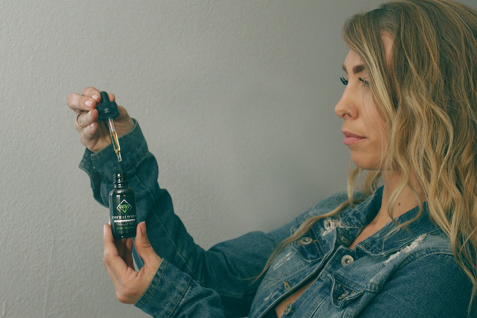 Cannabis Oil in Australia: The Ultimate Guide